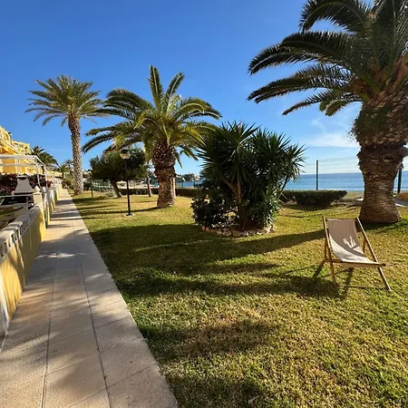 Beautiful 50m Private Campello Alicante Holiday home